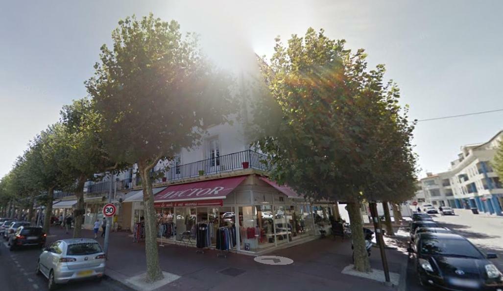 Spacieux 2 pièces dans l'hyper-centre Royan Esterno foto